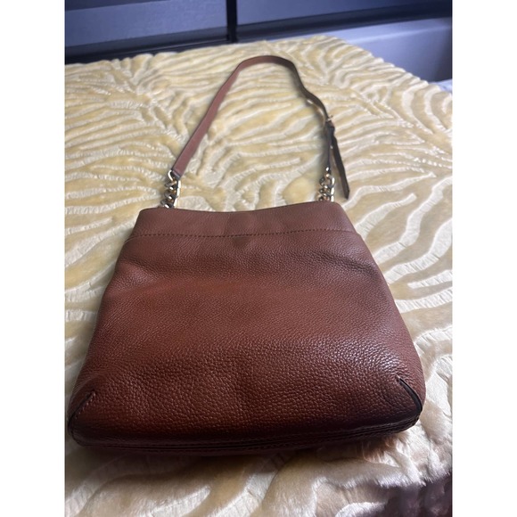 Sale!! Michael Kors Tan Crossbody for Women Elegance and Style in One Accessory - Picture 5 of 10